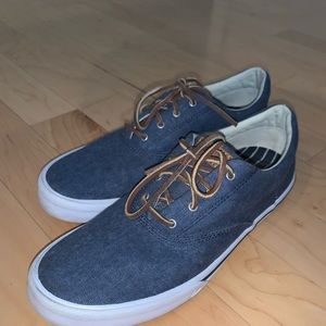Sperry top-siders